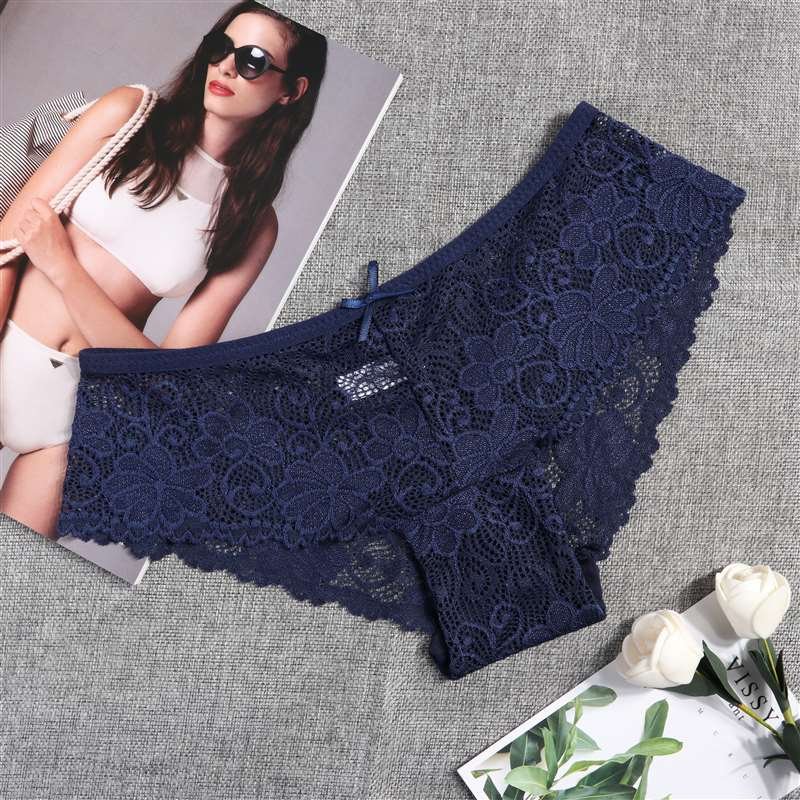Women's Lace Patterned Panties Women's Lace Patterned Panties