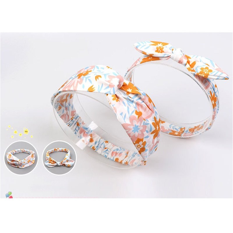 Floral Patterned Mother and Daughter Matching Headbands Floral Patterned Mother and Daughter Matching Headbands
