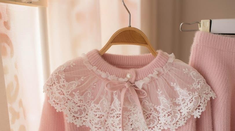 Girls' Lace Patterned Clothing Set Girls' Lace Patterned Clothing Set
