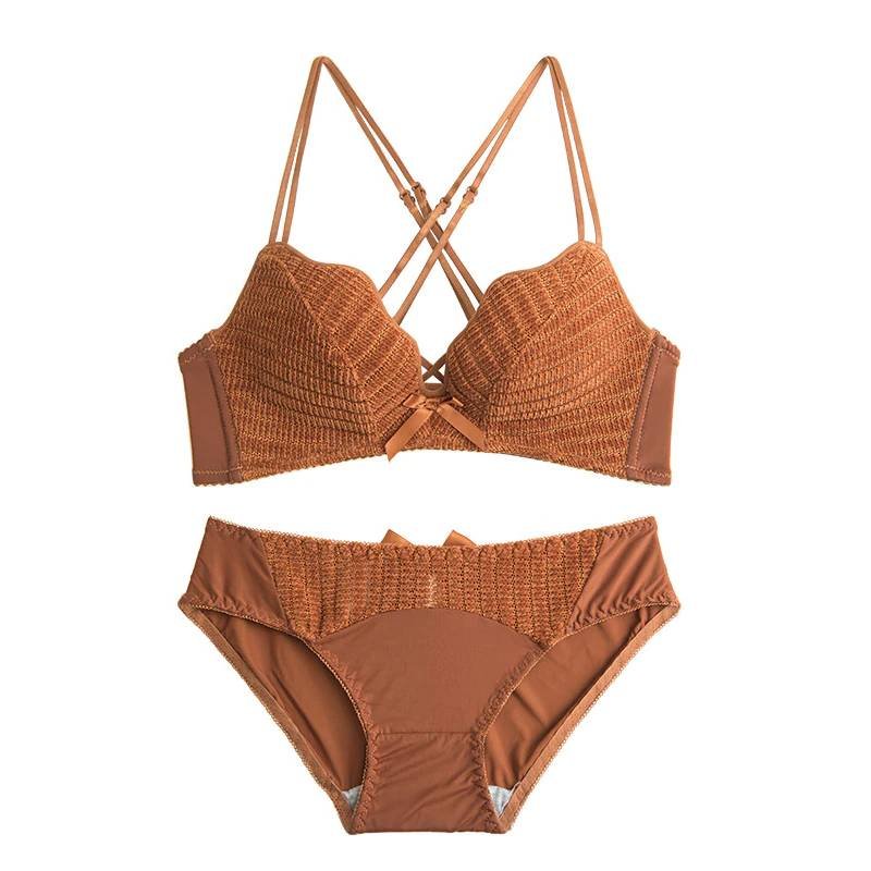 Cotton Women's Lingerie Set of Bra and Panty Cotton Women's Lingerie Set of Bra and Panty