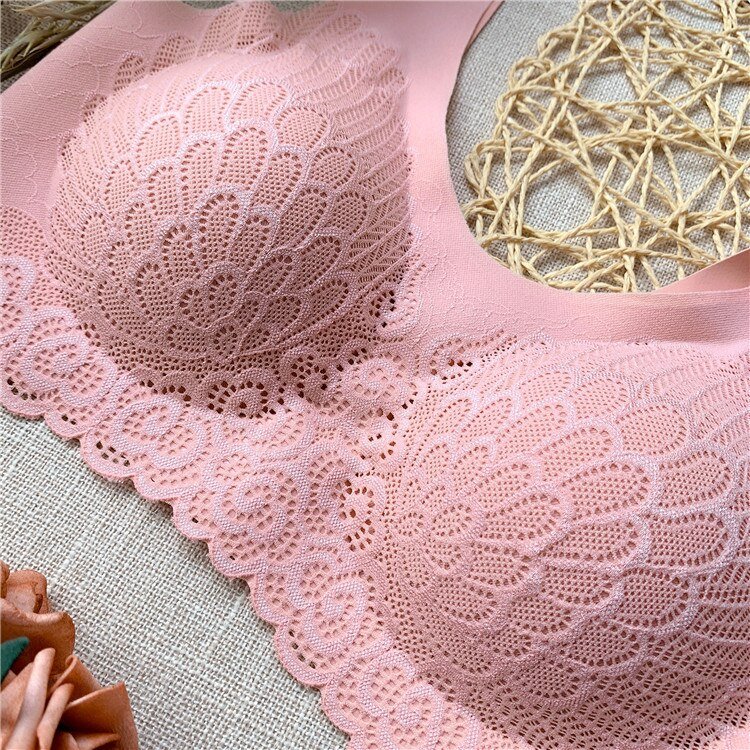 Women's Lace Basic Plus Size Bra Women's Lace Basic Plus Size Bra