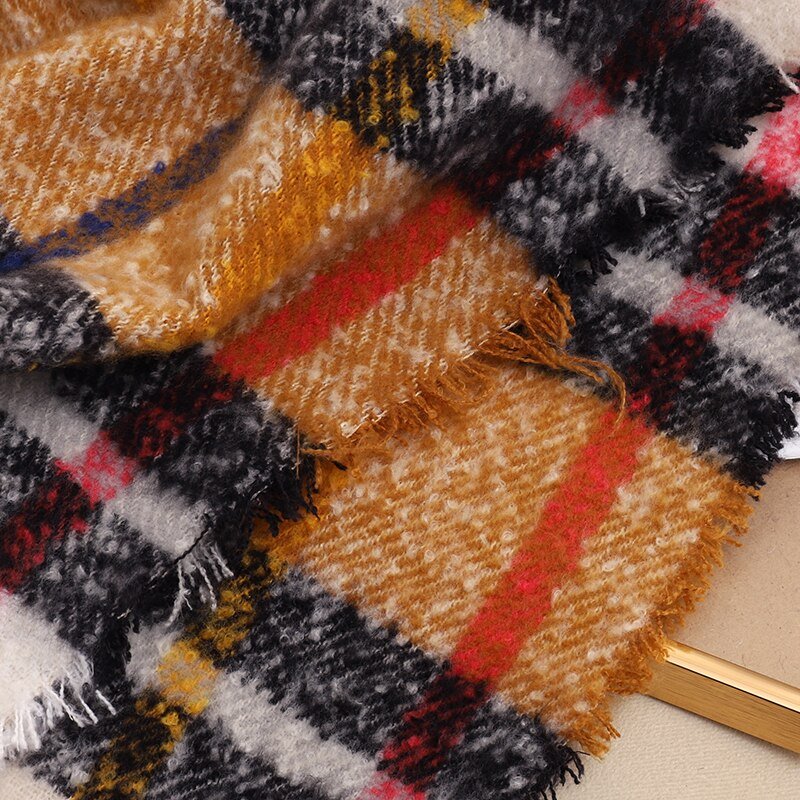 2022 NEW Fashion Cashmere Women Plaid Scarf Winter Warm Shawl and Wrap Bandana Pashmina Long Tassel Female Foulard Thick Blanket