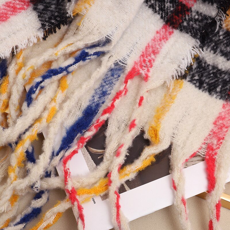 2022 NEW Fashion Cashmere Women Plaid Scarf Winter Warm Shawl and Wrap Bandana Pashmina Long Tassel Female Foulard Thick Blanket