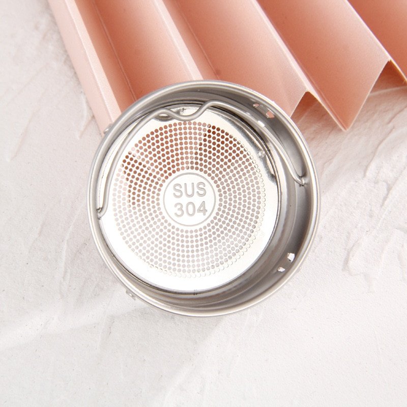 Smart Thermal Water Bottle with Digital Temperature Display Smart Thermal Water Bottle with Digital Temperature Display