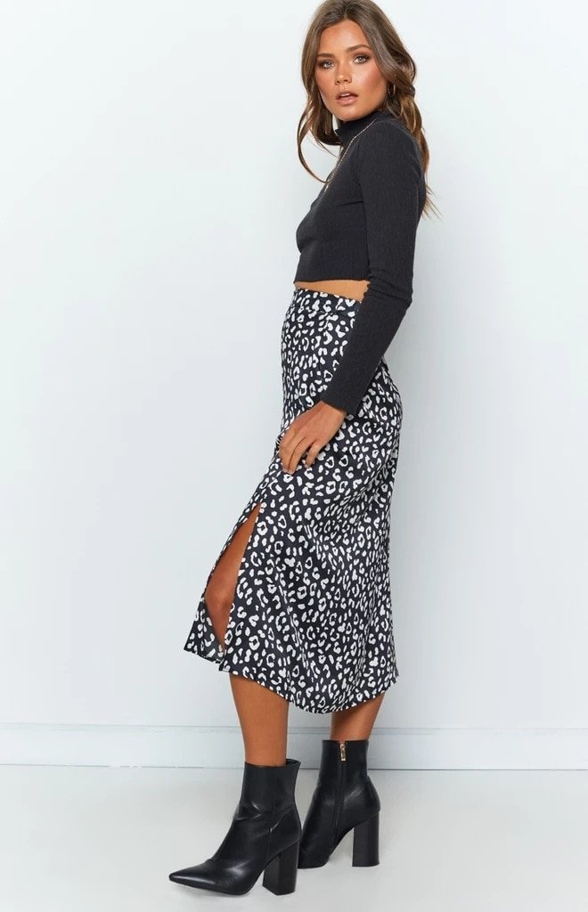 Leopard Printed Split Skirt Leopard Printed Split Skirt