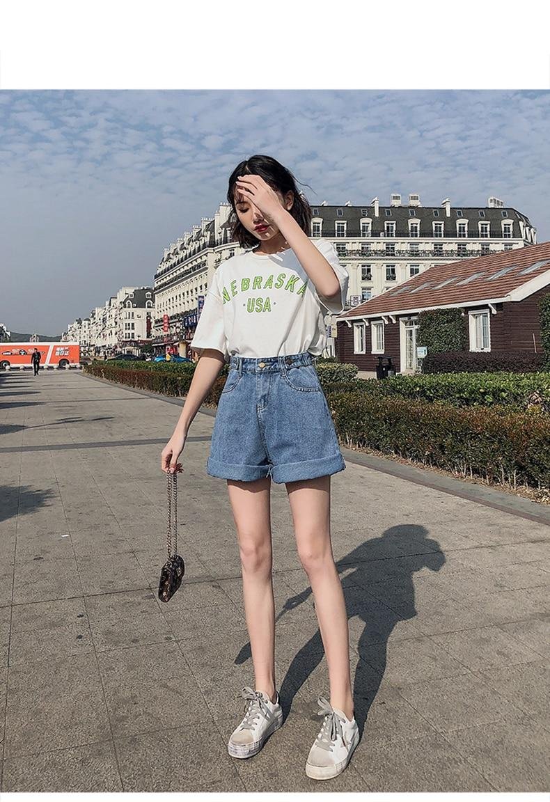 Women's Loose Style Denim Shorts Women's Loose Style Denim Shorts